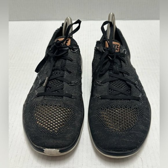 Nike Size 9 - Picture 3 of 6